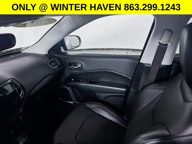 Used 2019 Black Jeep Latitude image 22