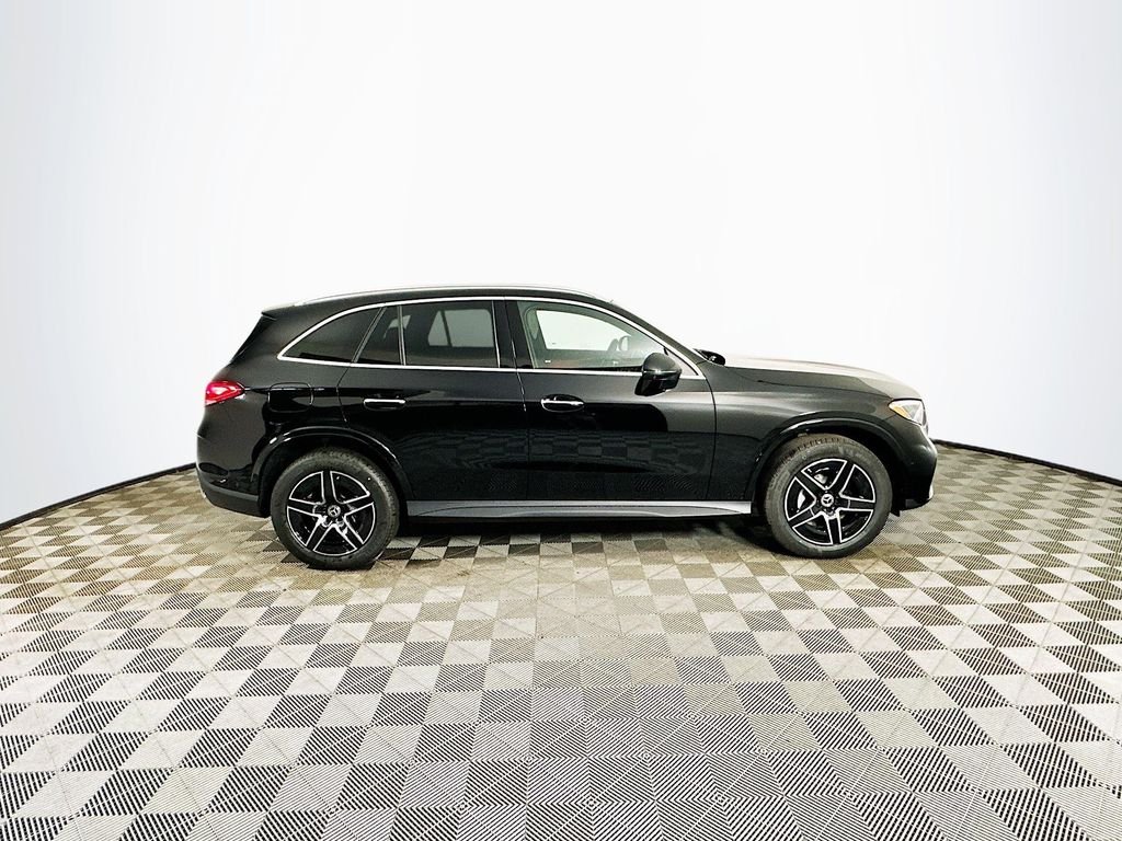 New 2026 Black Mercedes-Benz GLC 300 image 7