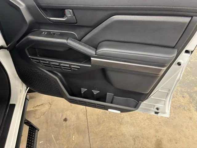 Used 2025 ICE CAP Toyota  image 23