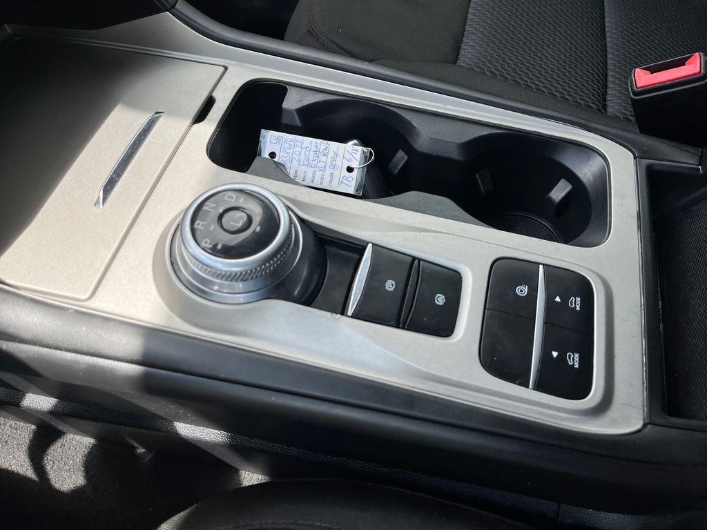 Used 2022 Gray Ford XLT image 19