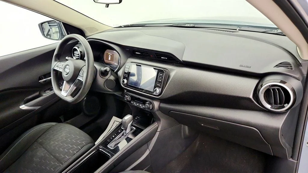 Used 2021 Boulder Gray Pearl Nissan SV FWD image 23