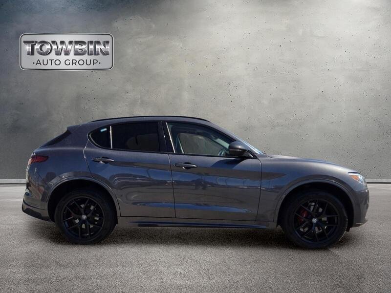 Used 2020 Gray Metallic Alfa Romeo SPORT RWD image 3