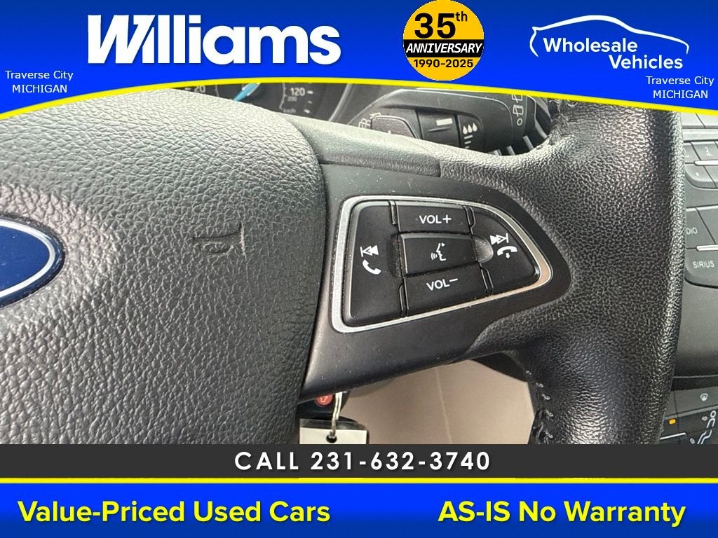 Used 2016 Oxford White Ford SE image 18