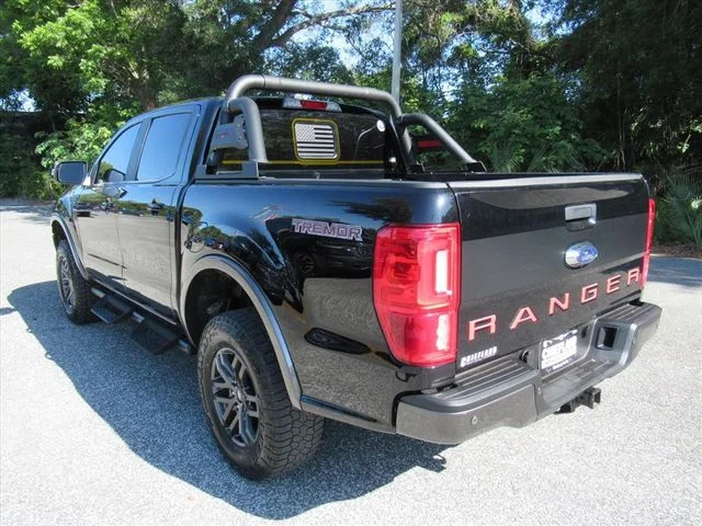 Used 2022 Black Ford Lariat image 5