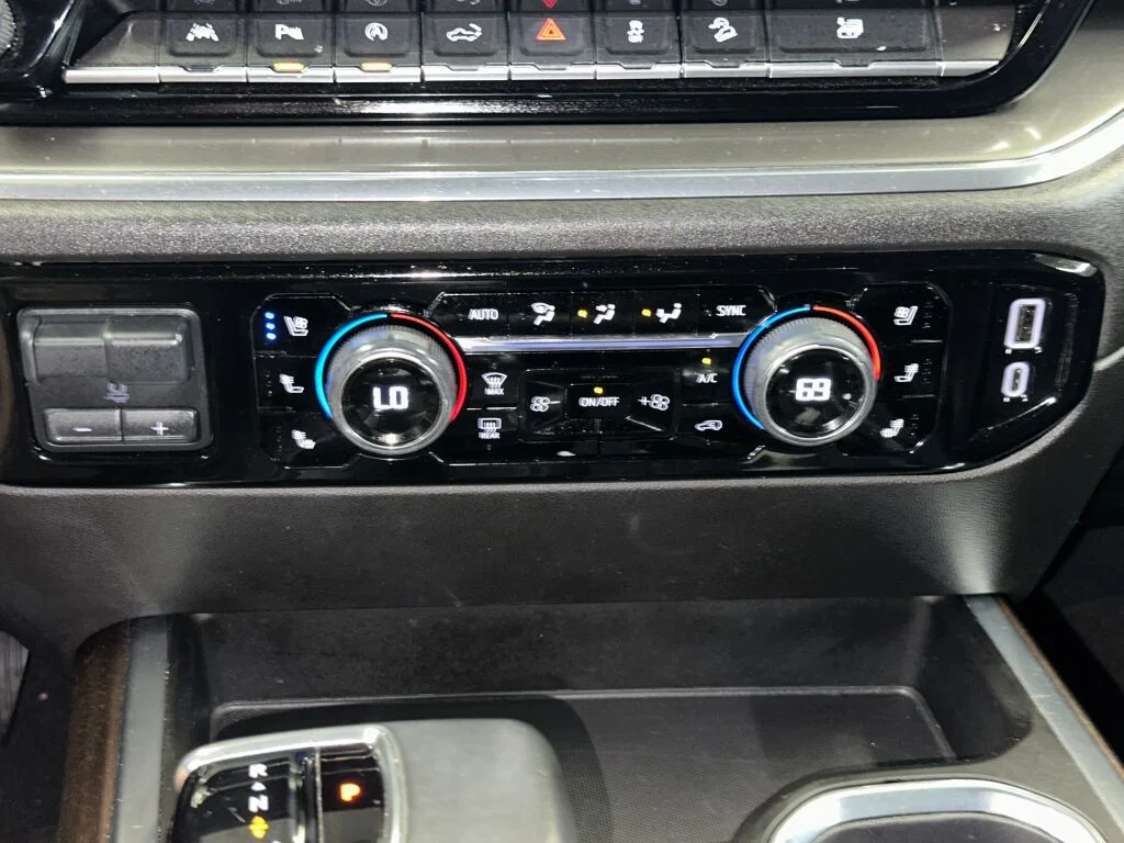 2024 Chevrolet Silverado 1500 High Country - Photo 17