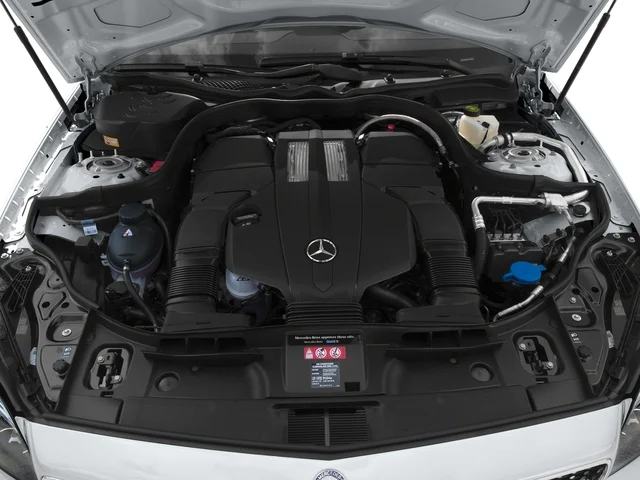 Used 2016 Gray Mercedes-Benz 4MATIC® image 13