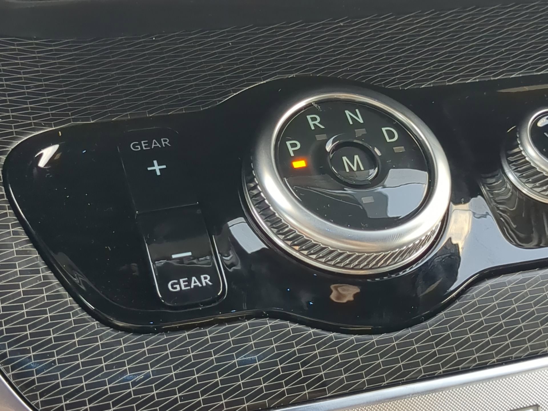 New 2026 Glacier Gray Metallic Tri-Coat Ford MAX Platinum® image 63