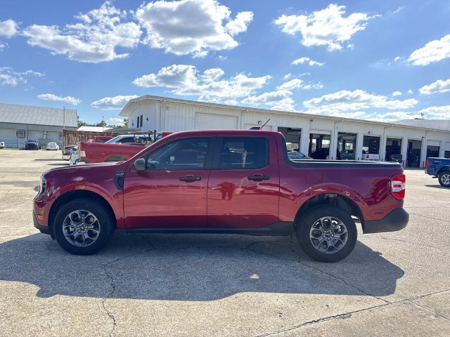 Used 2025 Red Ford XLT image 12