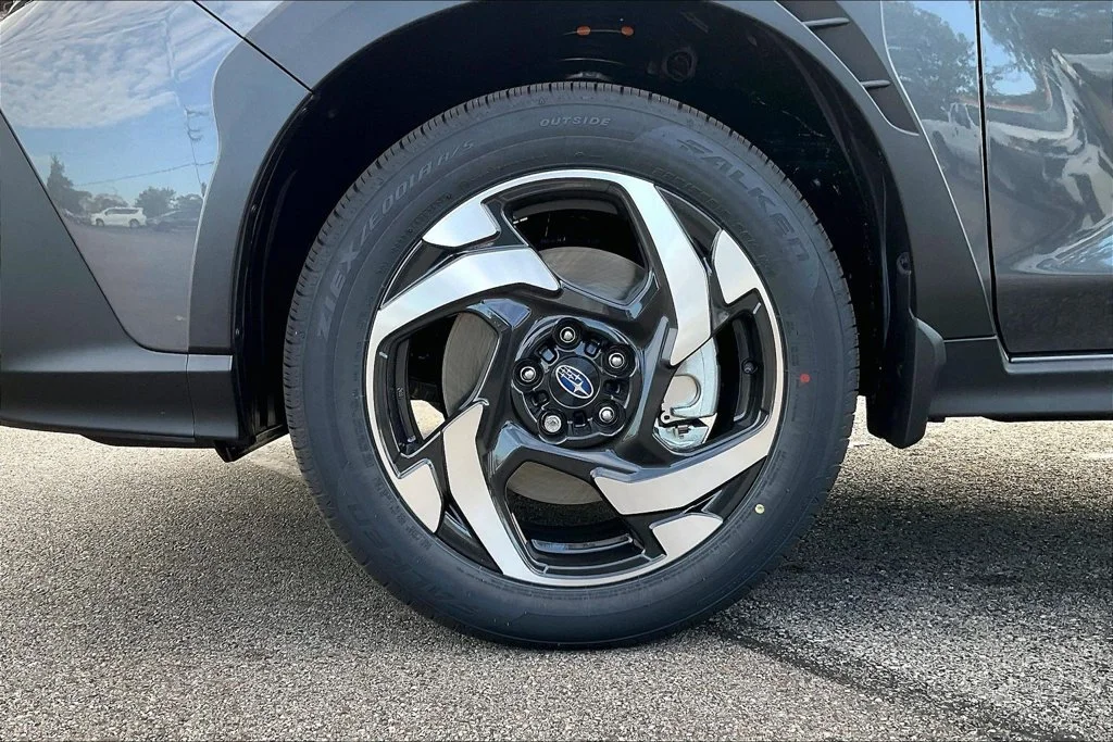 New 2026 MAGNETITE GRAY PEARL Subaru Limited Hybrid image 15