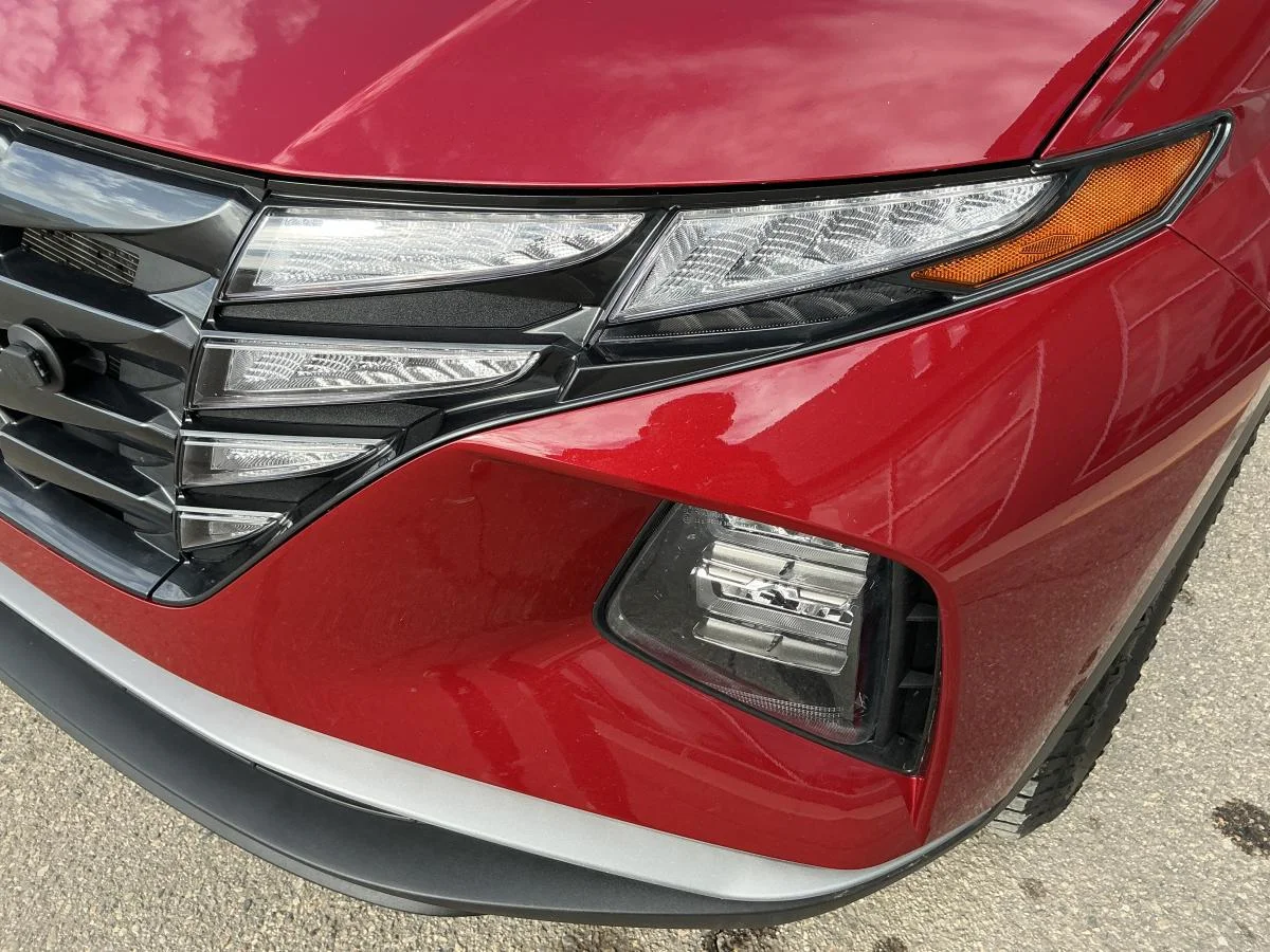 Used 2022 Red Hyundai Preferred image 10
