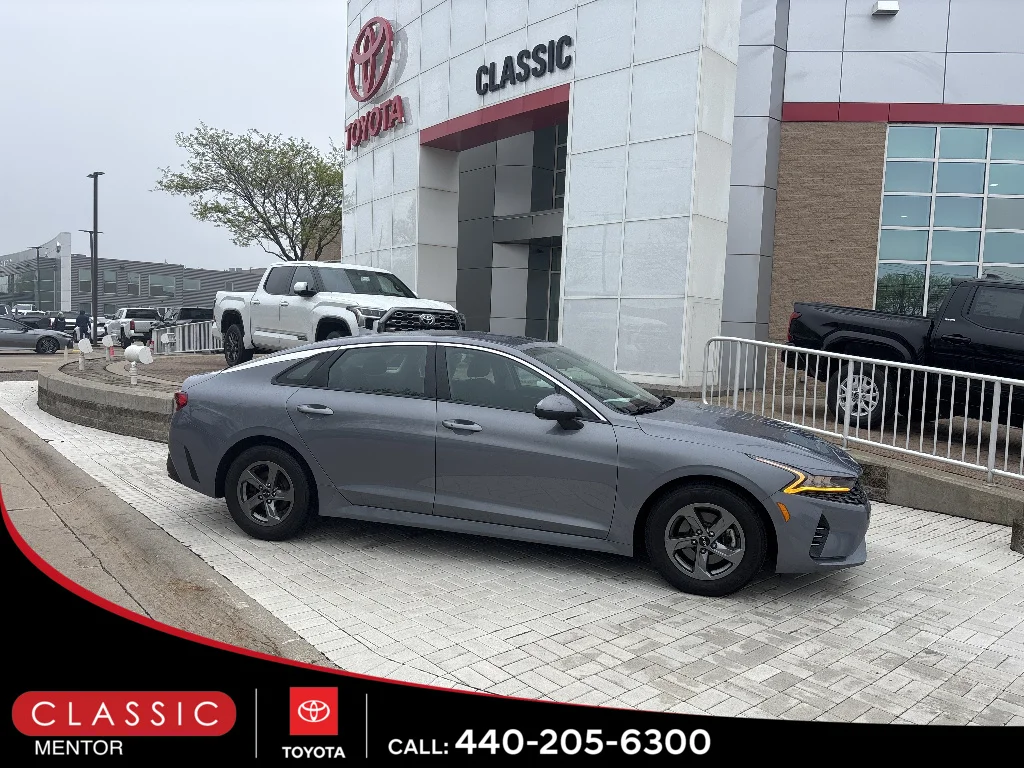 2022 Kia Optima LXS FWD's photo