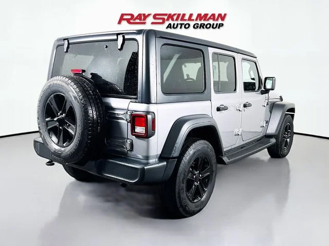 Used 2021 Silver Jeep Unlimited Sport Altitude image 7