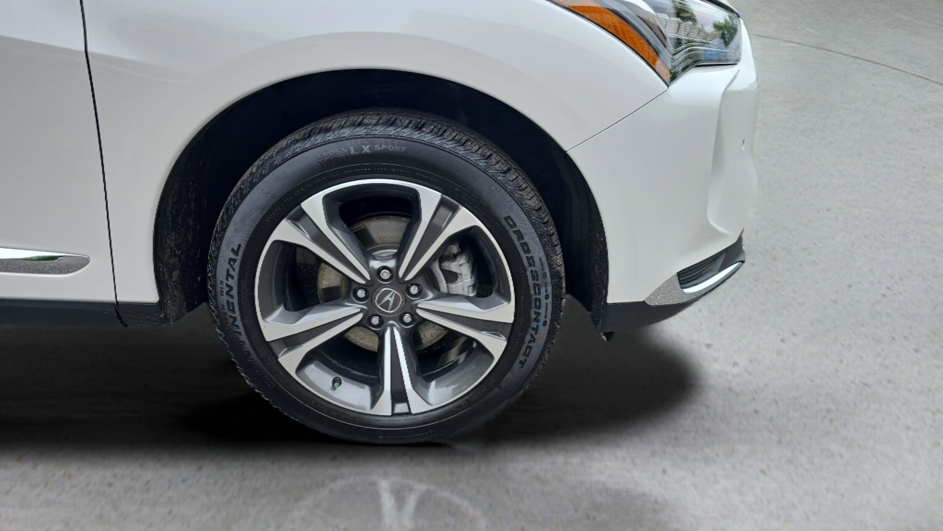 Certified Used 2025 Platinum White Pearl Acura SH-AWD w/Technology Package image 32