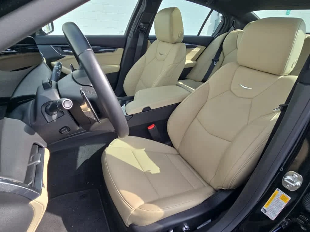 2025 Cadillac CT5 Premium Luxury - Photo 10