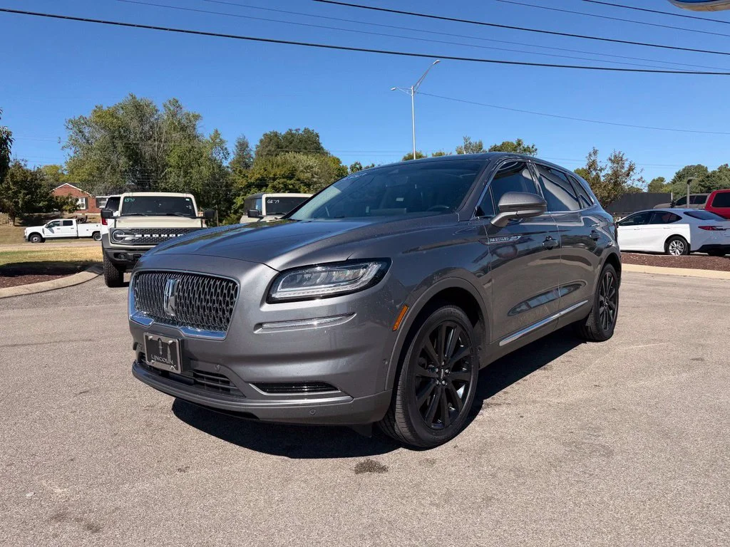 Used 2021 Gray Lincoln Reserve image 3
