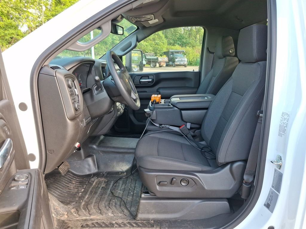 New 2025 Chevrolet Silverado 3500 HD Chassis Cab Truck