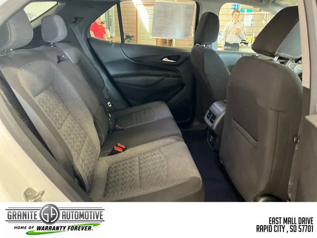 Used 2024 White Chevrolet LT image 35
