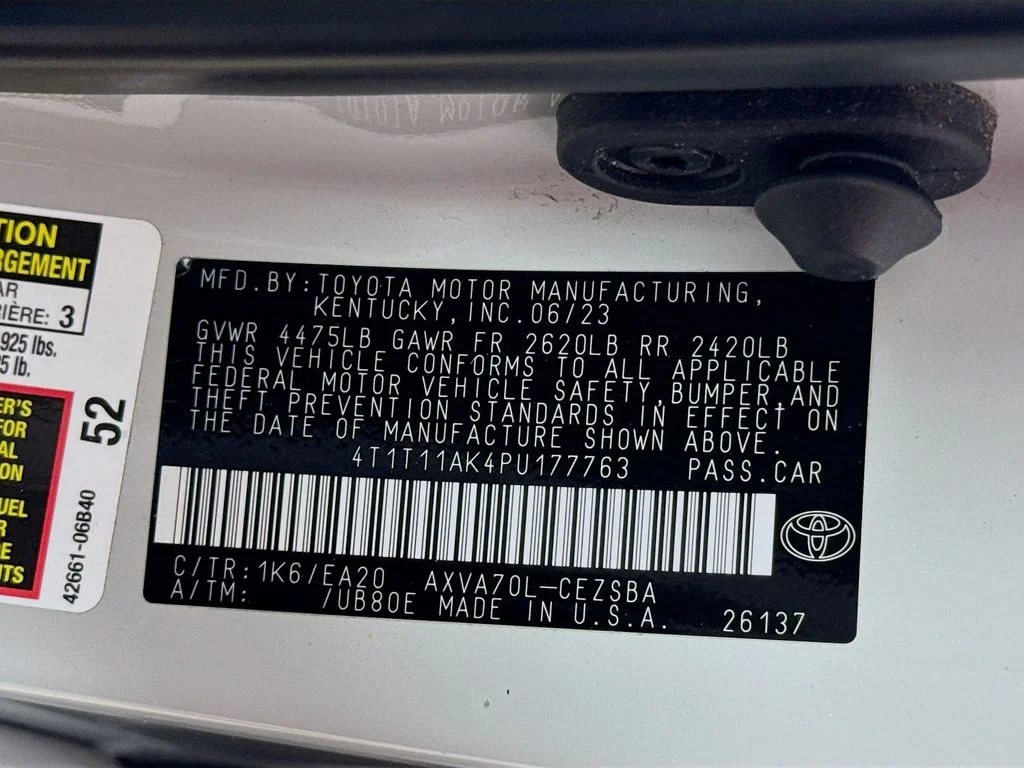 Used 2023 Ice Edge Toyota SE image 28