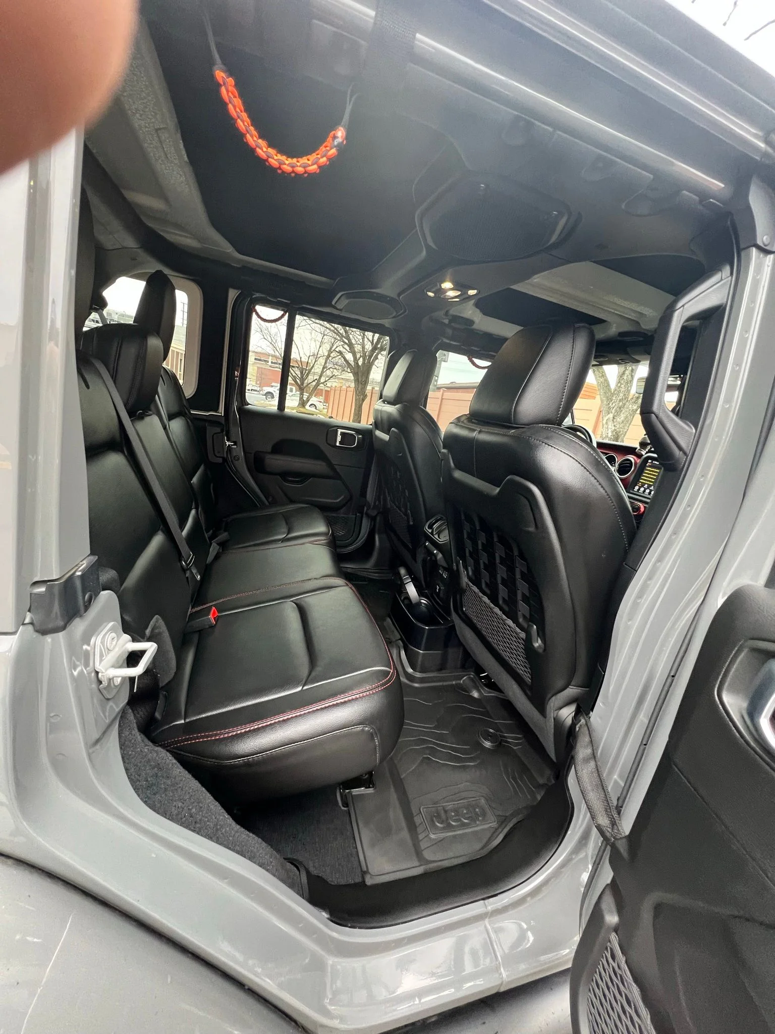 Used 2020 Gray Jeep Unlimited Rubicon image 9