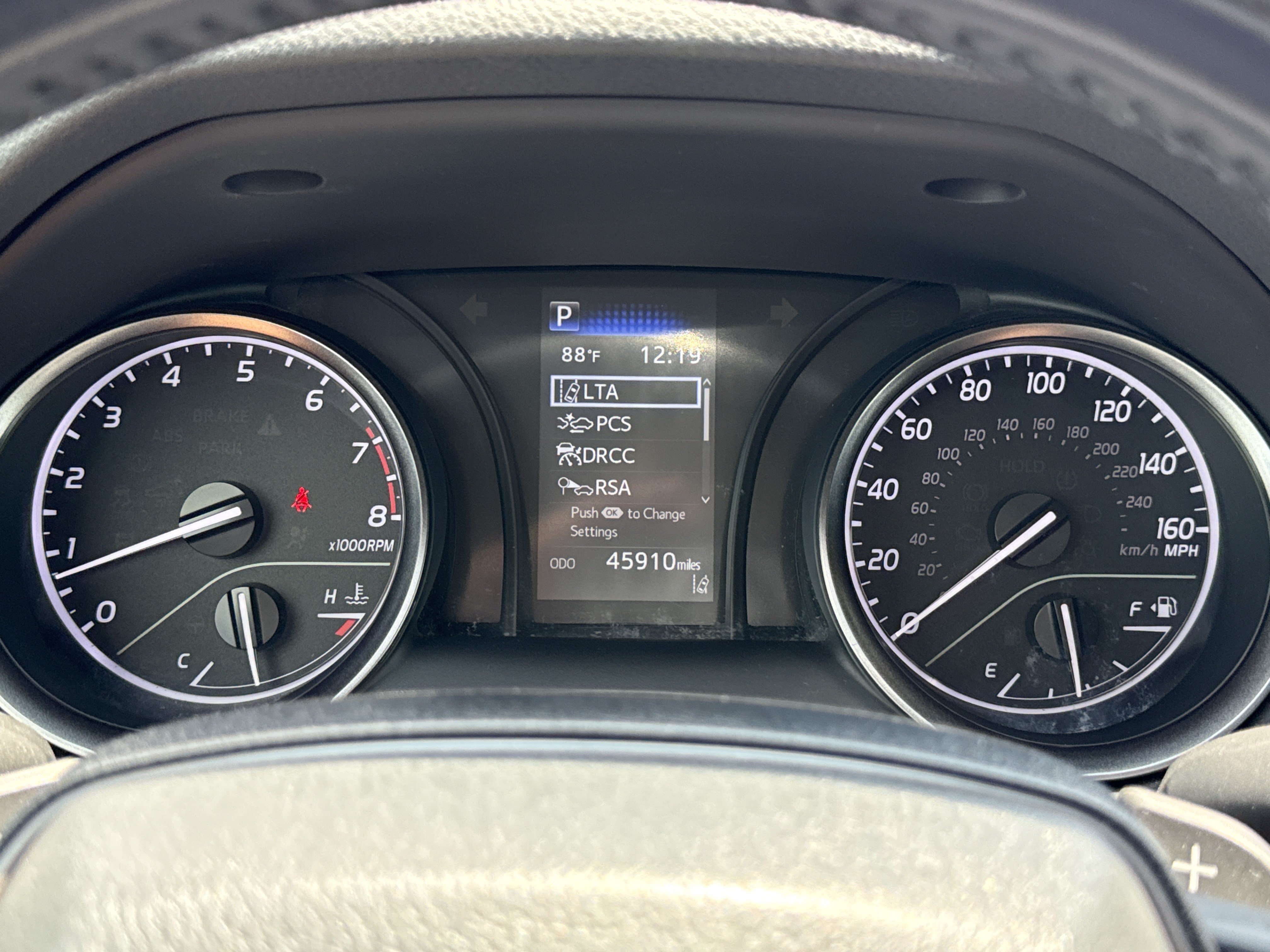 Used 2024 Ice Cap Toyota SE image 17