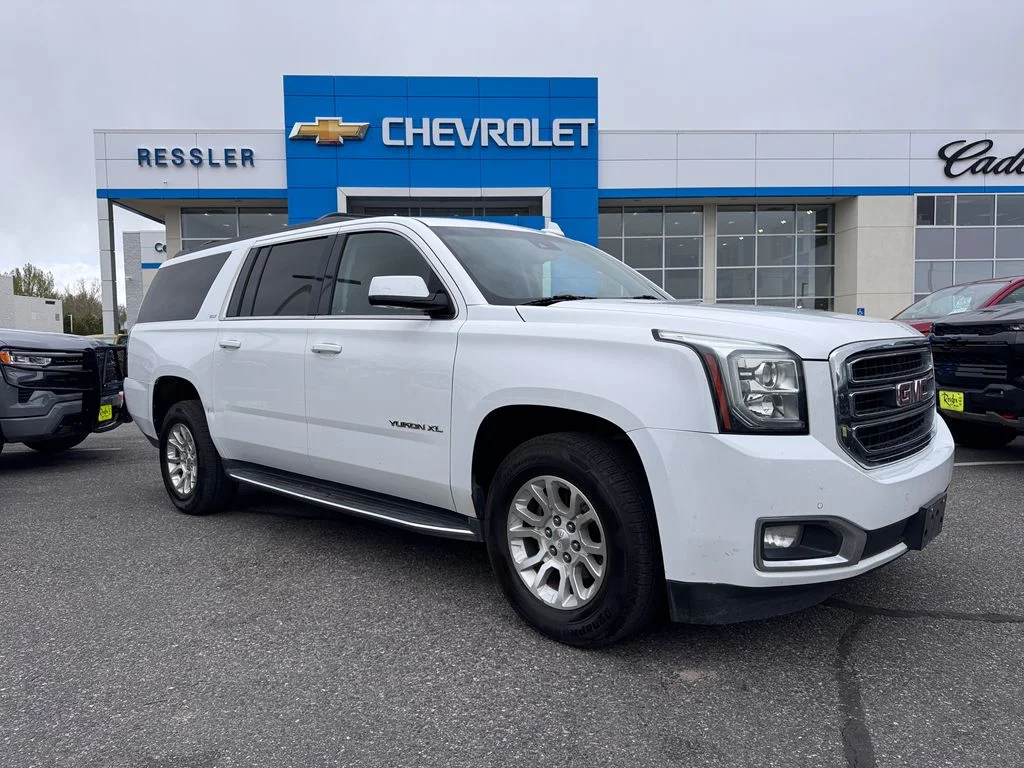 2017 GMC Yukon 4WD SLT's photo