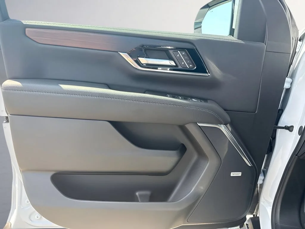 New 2026 Glacier White Tricoat GMC Denali image 30