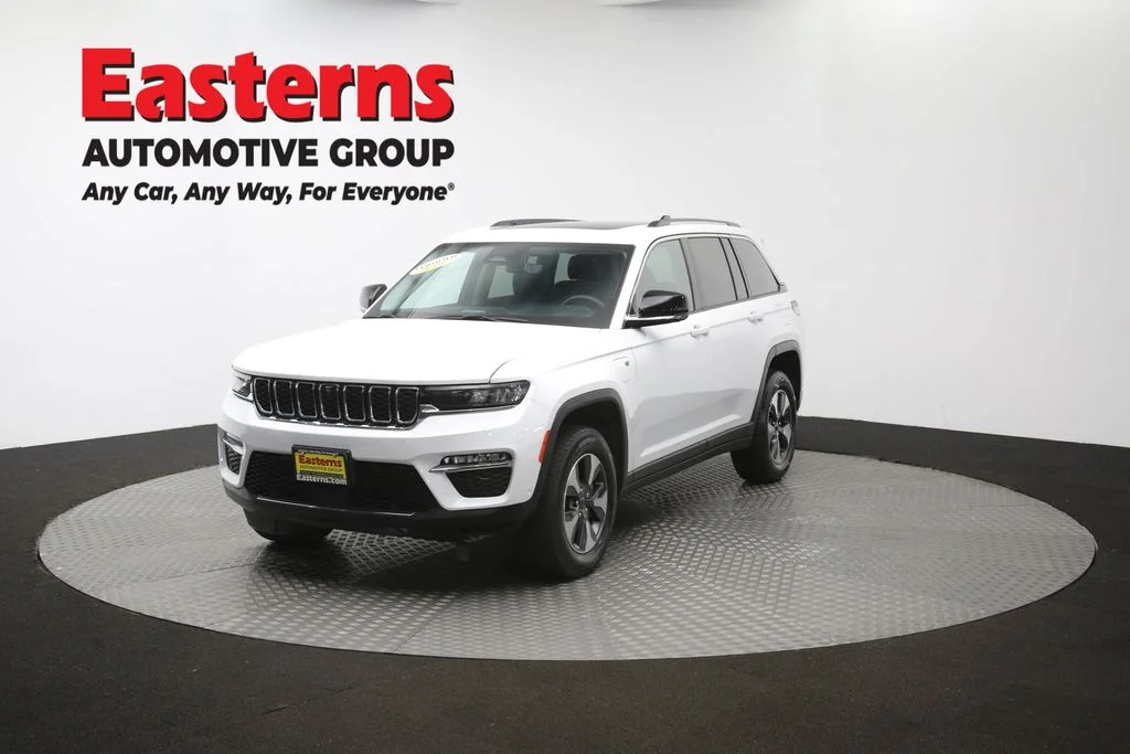 Used 2022 White Jeep 4xe image 59