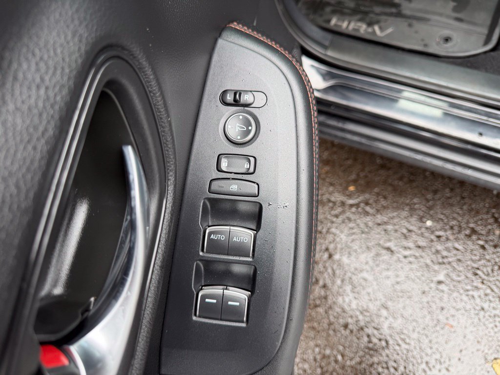Used 2024 Crystal Black Pearl Honda Sport image 12