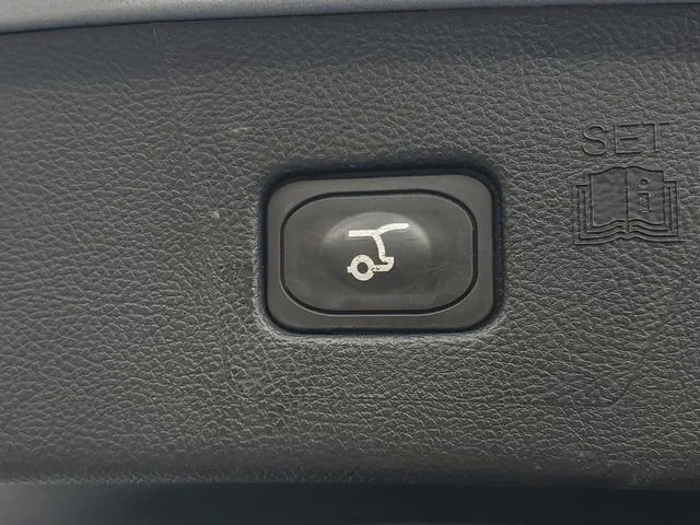 Used 2024 Silver Ford Titanium image 9