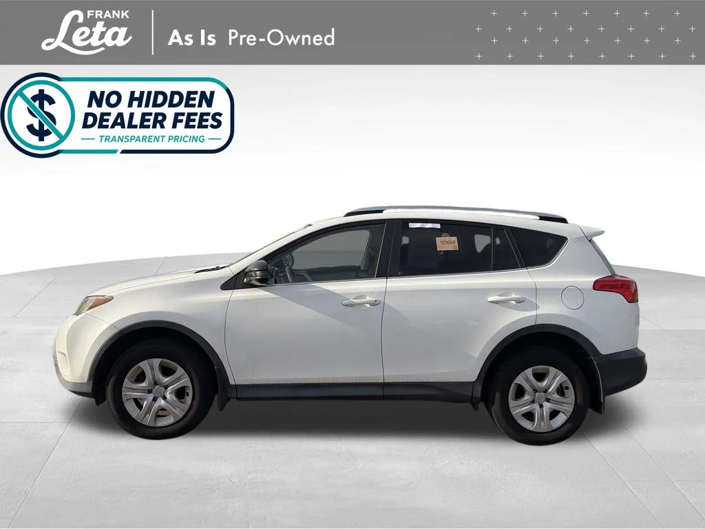 Used 2014 White Toyota LE image 3