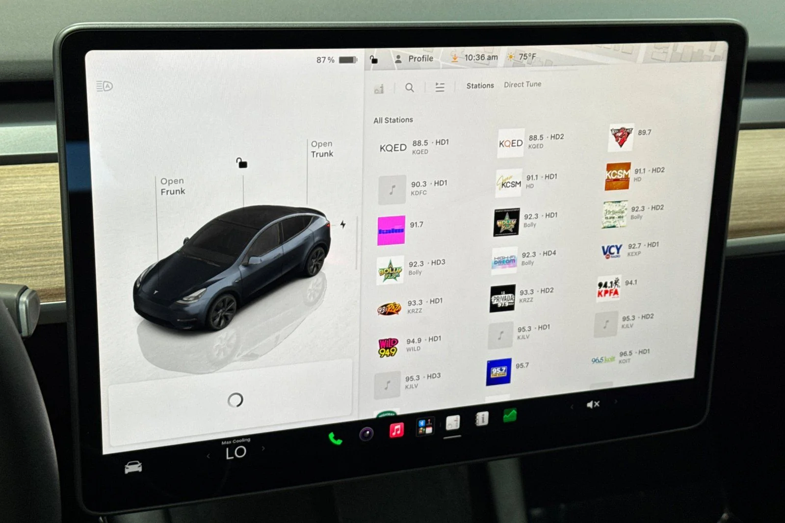 Used 2024  Tesla Long Range image 23