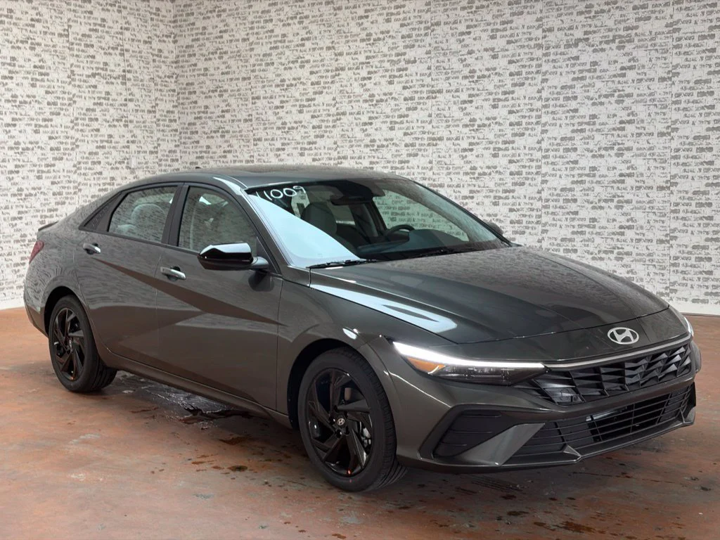 New 2026 Amazon Gray Hyundai SEL Sport Plus image 1