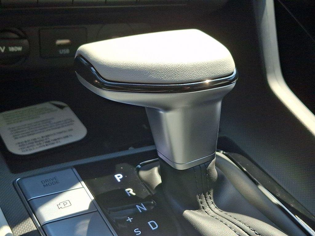 New 2026 Serenity White Pearl Hyundai Limited image 8