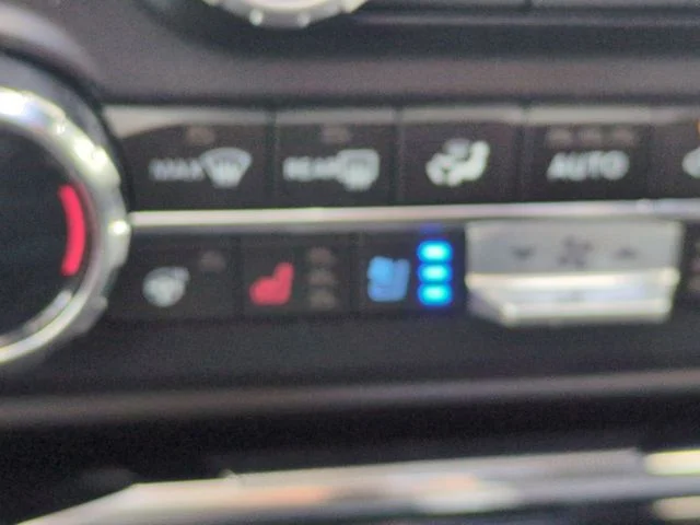New 2026 Agate Black Metallic Ford F-350® Lariat® image 23