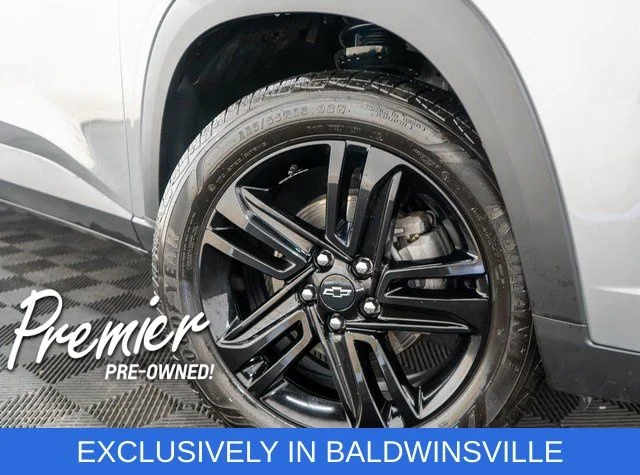 Used 2025 Gray Chevrolet ACTIV image 8