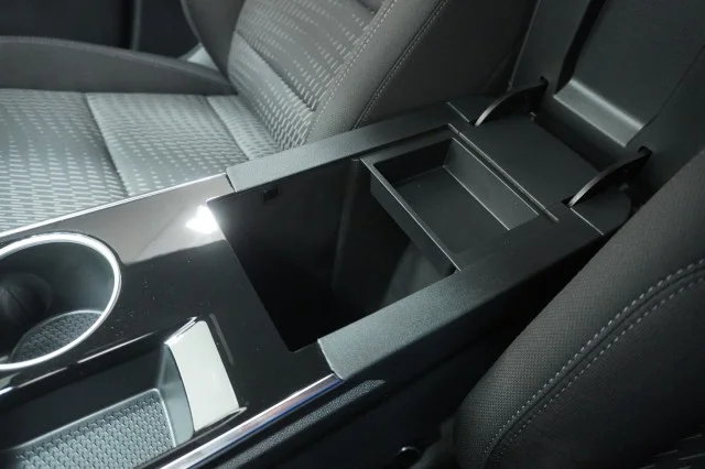 New 2027 Summit White Chevrolet LT image 31