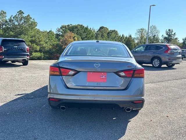 Used 2024 Gray Nissan 2.5 SR image 6