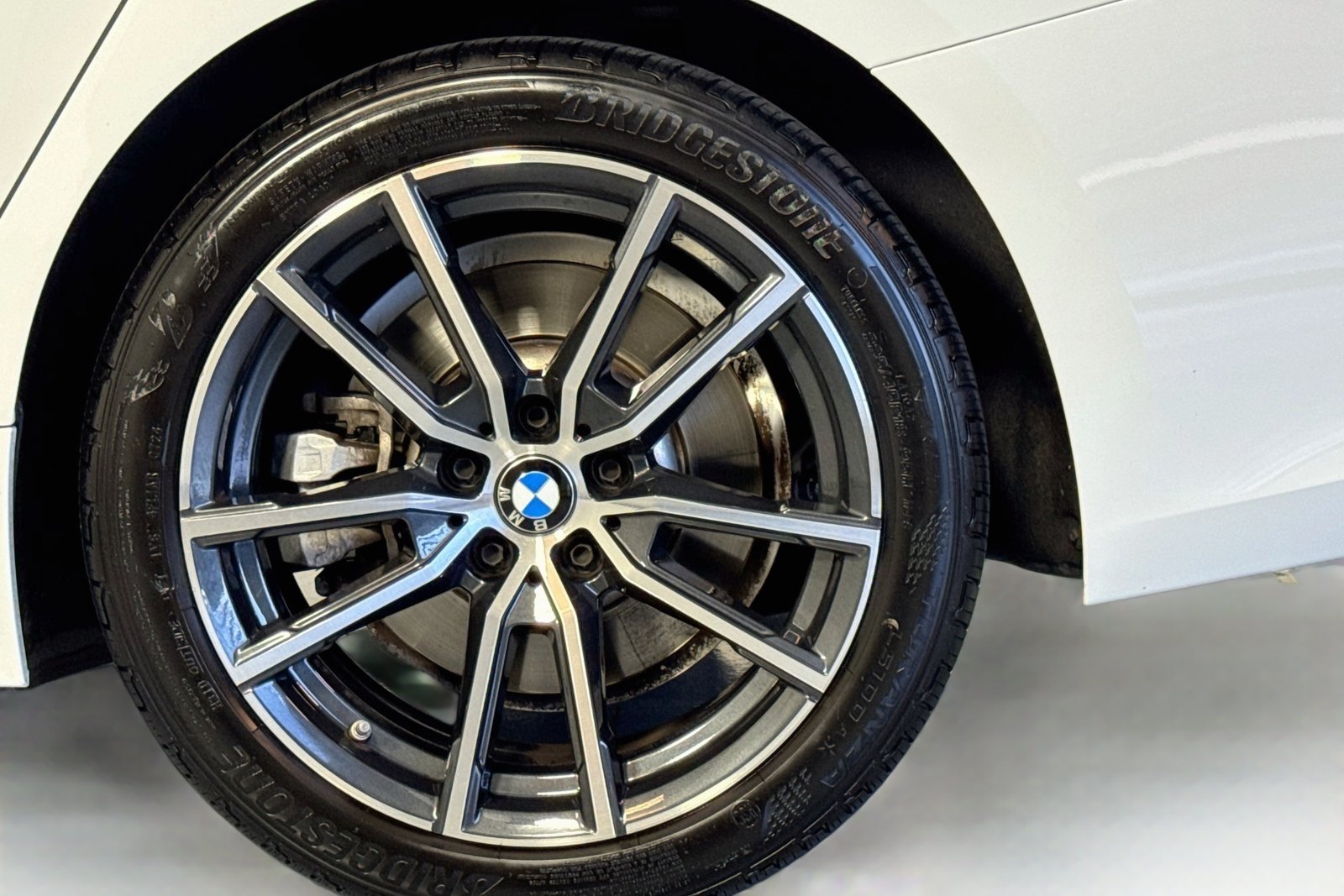 Used 2021 Alpine White BMW 330e image 30