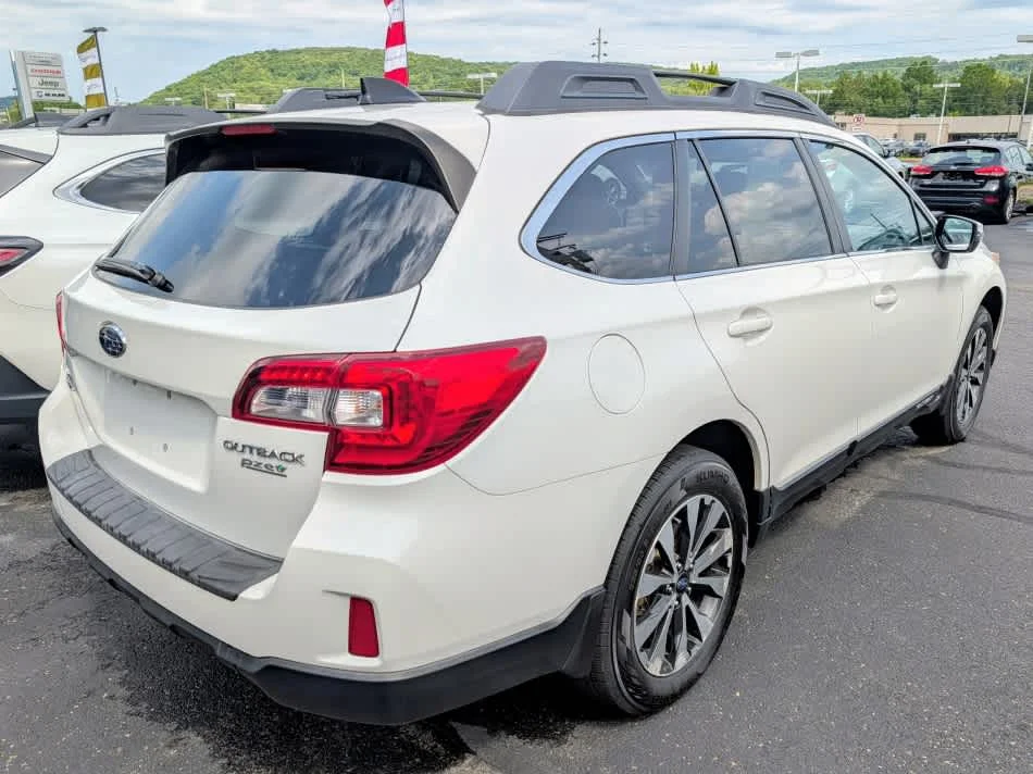 Used 2016 Crystal White Pearl Subaru 2.5i Limited image 6