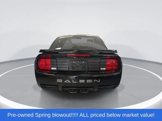 Used 2005 Black Ford GT Premium image 8
