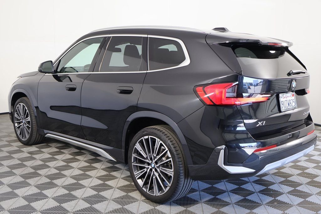 Used 2025 Black BMW xDrive28i image 6