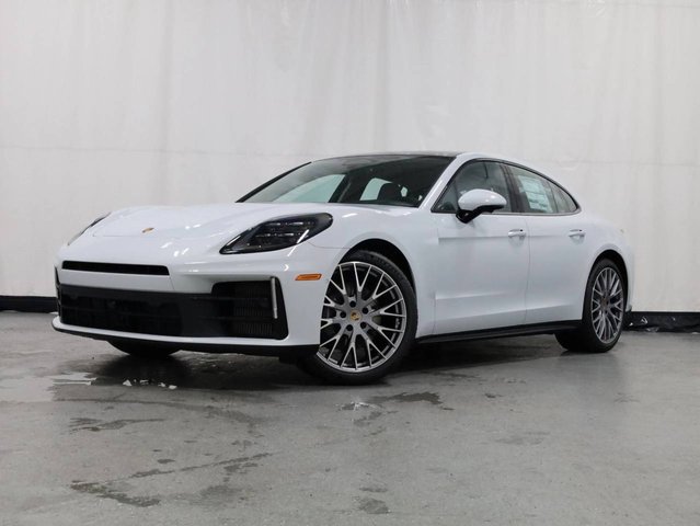 2026 Porsche Panamera 4