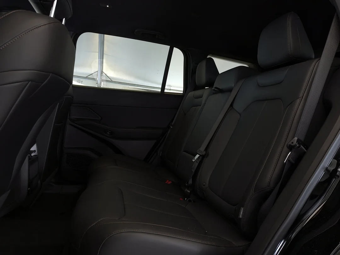 New 2026 Black Jeep Limited - - 4x4 - 1.6L Turbo Hybrid - Power Liftgate - Wireless Charging & More! image 30