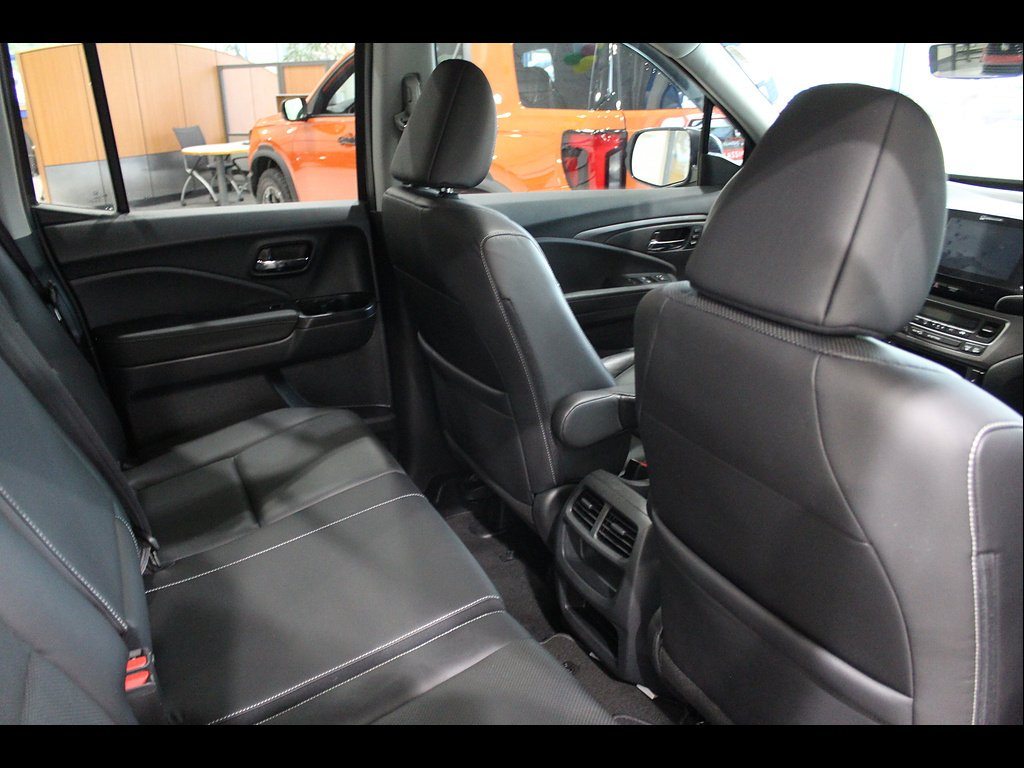 Certified Used 2023 Modern Steel Metallic Honda RTL image 20