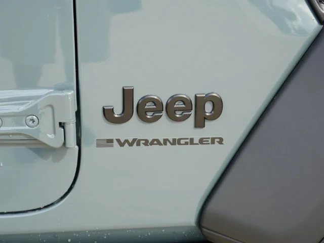 New 2026 Anvil Clear-Coat Exterior Paint Jeep Moab 392 image 22