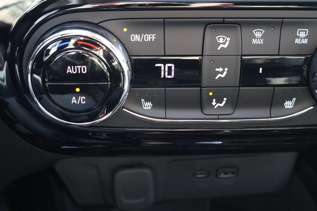 2026 Chevrolet Trax LT - Photo 30