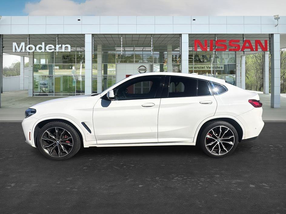 Used 2021 Alpine White BMW xDrive30i image 2