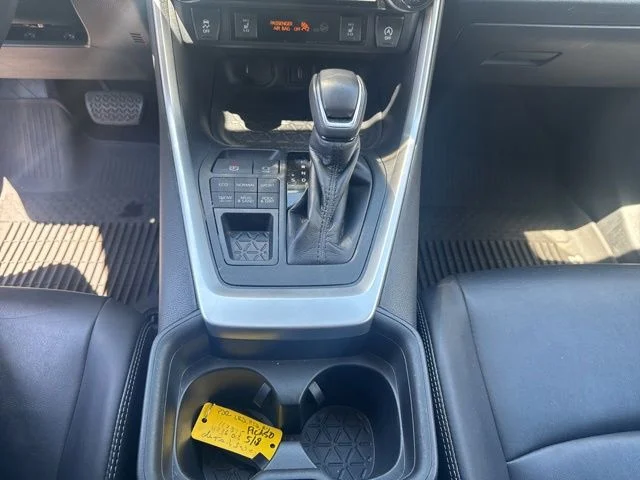 Used 2020 Blueprint Toyota XLE Premium image 18