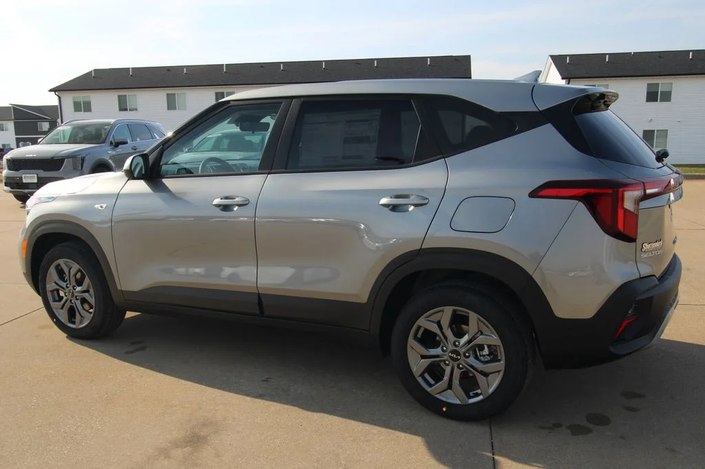 New 2026 Gray Kia LX image 14