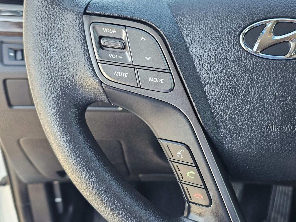 Used 2017 White Hyundai 2.4 Base image 27